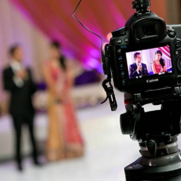 A guide to hiring the best wedding photographer and videographer